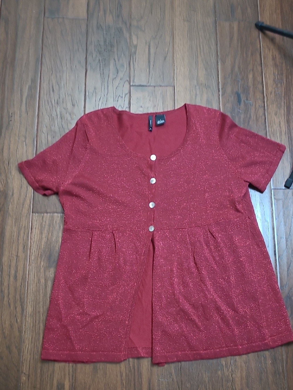 New Directions Red Shimmer Short Sleeve 4 Button Front Cardigan Top size Large